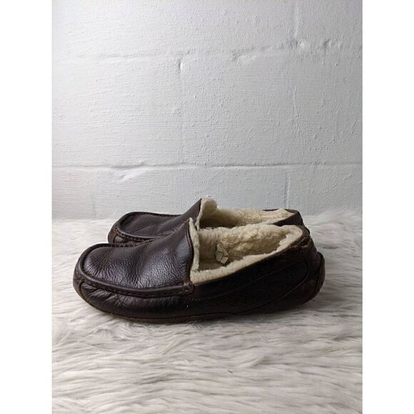 UGG Australia Men's Brown Leather Slip-On Ascot Slipper Sheepskin 11 *Flaw - Picture 3 of 10